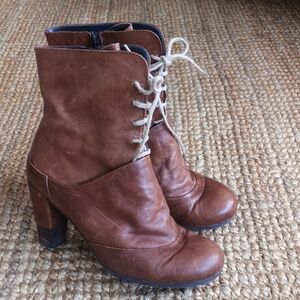 Brako heeled leather boots